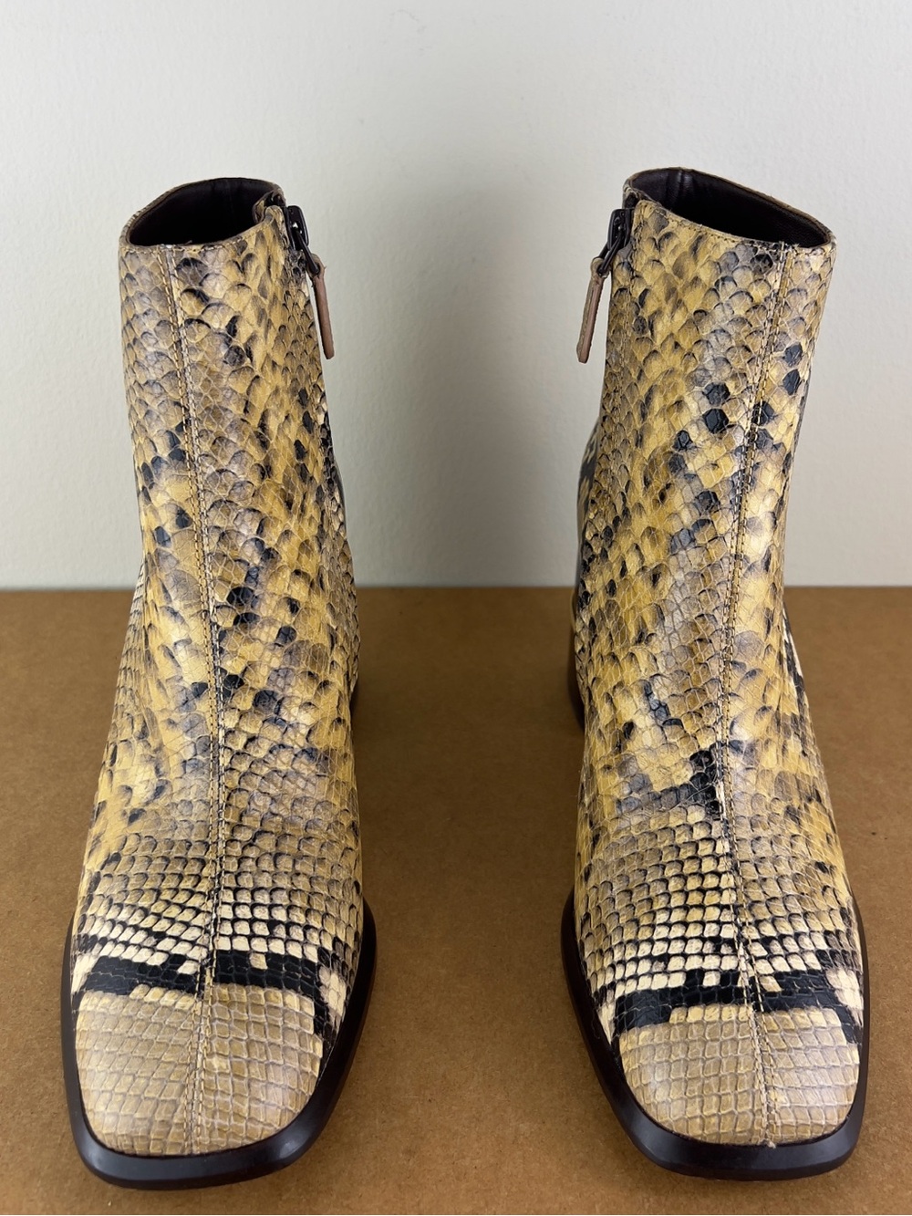 NEW TORY BURCH SNAKE-EMBOSSED LEATHER BOOTIES - Picture 9 of 11